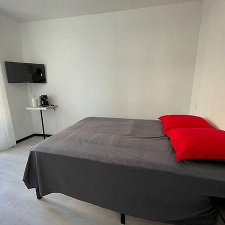 Studio A2 18M2 Cosy 5Minutes Gare Parking Gratuit Rue De La Mure ロアンヌ エクステリア 写真
